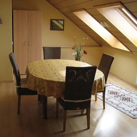 Neuert Apartamento Ulmen